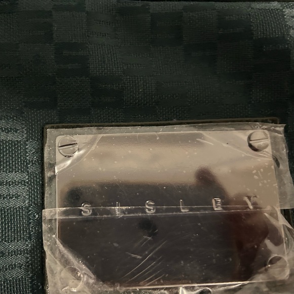 Sisley Travel Tote - Picture 2 of 4